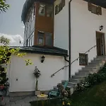 Haus Bergfrieden *